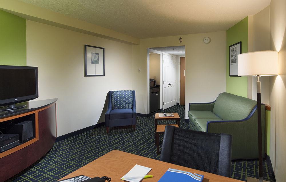 Fairfield Inn & Suites By Marriott Charleston Airport/Convention Center North Charleston Exteriér fotografie