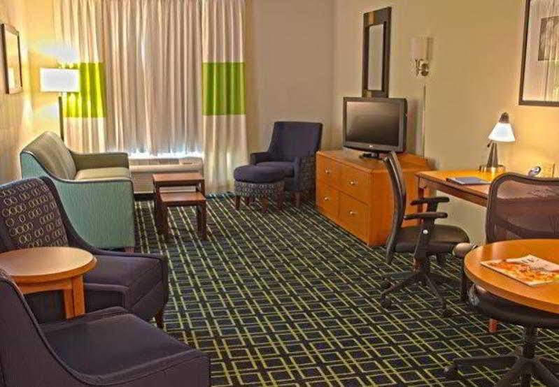 Fairfield Inn & Suites By Marriott Charleston Airport/Convention Center North Charleston Exteriér fotografie